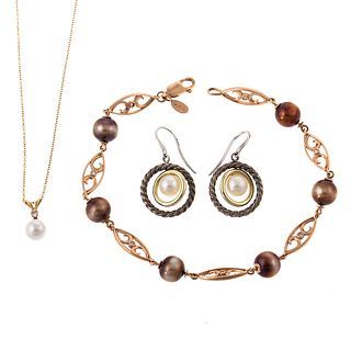 A Pair of David Yurman Earrings & Pearl Jewelry
