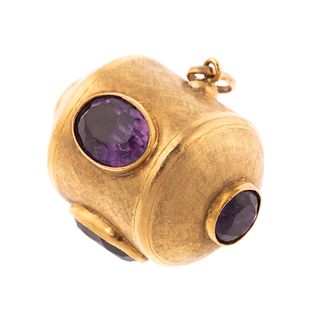 A Vintage Large Amethyst Charm in 14K Yellow Gold