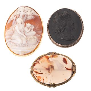A Collection of Vintage Cameo & Agate Brooches