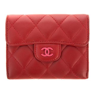 A Chanel Classic Flap Wallet