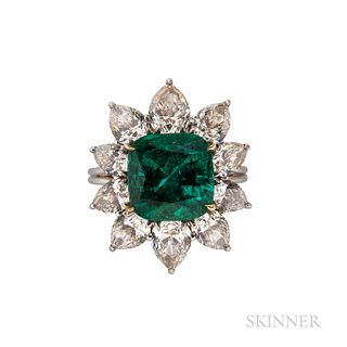 Fine Harry Winston Emerald and Diamond Ring