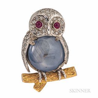E. Wolfe & Co. 18kt Gold, Star Sapphire, and Diamond Owl Brooch