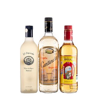 Tequila y Licor de Agave. a) El capricho. b) Centinela. c) Herradura. Total de piezas: 3.