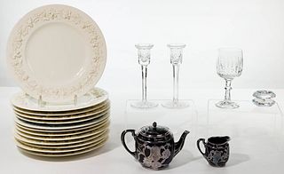 Wedgwood 'Queensware' Dinner Plate Assortment