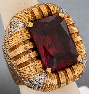 Vintage 14K Yellow Gold, Red Stone & Diamond Ring