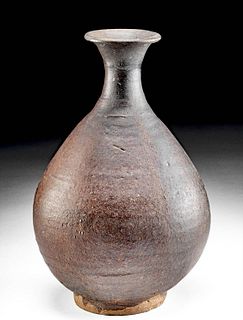 Elegant 12th C. Korean Koryo Stoneware Vessel