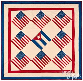 Patriotic US flag quilt, early/mid 20th c.