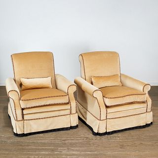 Juan Pablo Molyeneux, (2) home theater club chairs
