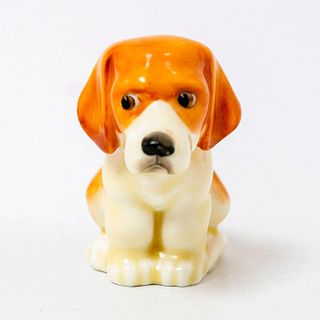 Royal Doulton Figurine, Beagle Puppy HN831