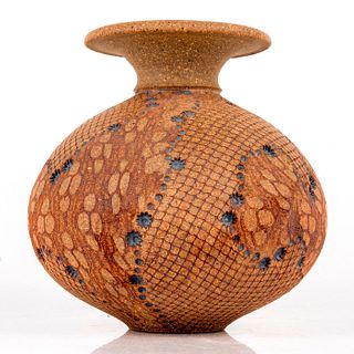 Don McWhorter Stoneware Art Pottery, Flared vase