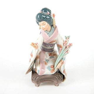 Kiyoko 1001450 - Lladro Porcelain Figure