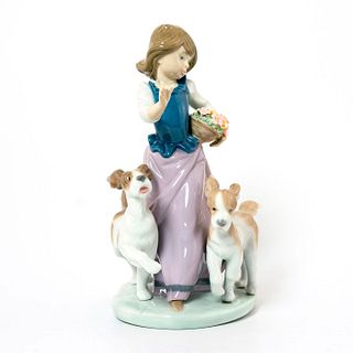 Out For a Romp 1005761 - Lladro Porcelain Figurine