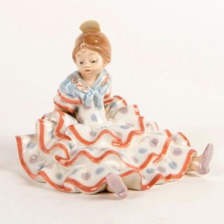 A Time to Rest 1005391 - Lladro Porcelain Figurine