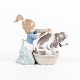 Bashful Bather 1005455 - Lladro Porcelain Figurine