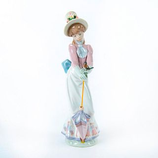 Garden Song 01007618 - Lladro Porcelain Figurine