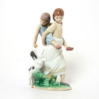 Oh Happy Days 1008353 - Lladro Porcelain Figurine