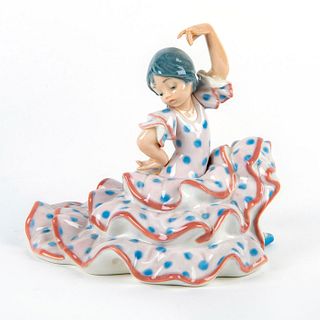 Spanish Dancer 1005390 - Lladro Porcelain Figurine