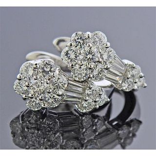 18k Gold Diamond Cluster Flower Earrings