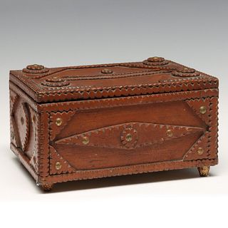 AN EARLY 20TH C. BOX IN OLD RED PAINT WITH CHIP CARVING
