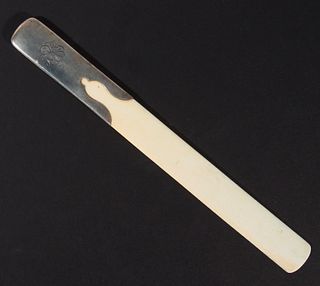 ENGLISH STERLING HANDLE PAGE TURNER