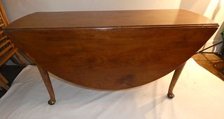 QUEEN ANNE DROP LEAF DINE TABLE 
