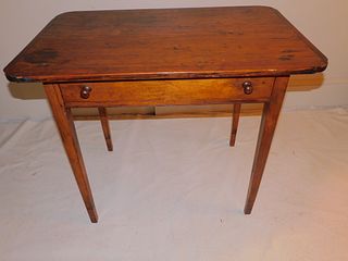 ANTIQUE COUNTRY TAVERN TABLE