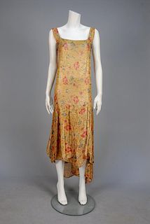 PRINTED LAME EVENING DRESS, 1920s.