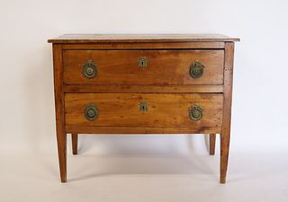 18th Century 2 Drawer French Commode.