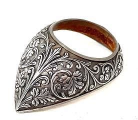 A Indian Archer Ring with floral design . Size 6cm