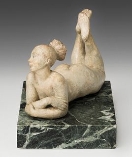 ARTUR ALDOMÀ PUIG (Reus, 1935). 
"Female nude". 
Patinated stucco, 1/10. Marble base. 
Signed on the side.