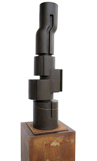 BORJA BARRAJÓN (Madrid, 1985). 
"Cylindrical composition and line V", 2020. 
Matt black calatorao marble and carbon steel base with oxide patina finis