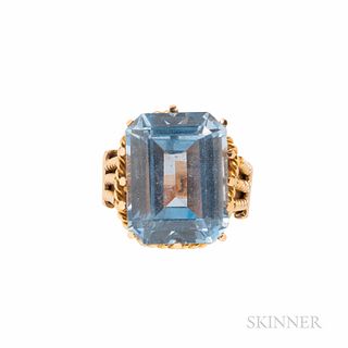 18kt Gold and Synthetic Blue Spinel Ring
