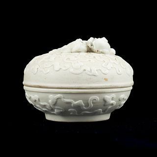 Chinese Carved Porcelain Dragon Paste Jar