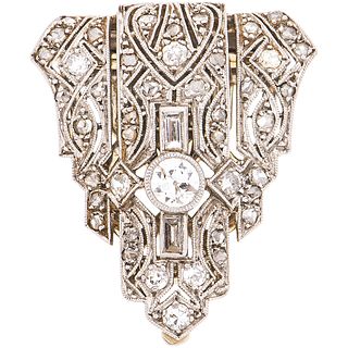 PENDANT / BROOCH WITH DIAMONDS IN 18K WHITE GOLD 45 Diamonds (different cuts) ~0.40 ct.  Weight: 7.4 g