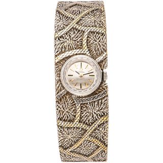 OMEGA LADY WATCH IN 18K WHITE GOLD Movement: manual. Weight: 47.7 g