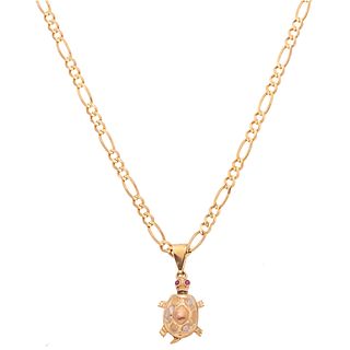 NECKLACE AND PENDANT IN YELLOW, WHITE AND PINK 14K GOLD Total weight: 10.0 g
