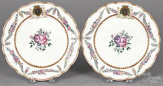 Pair of Chinese armorial plates, late 18th c., likely Qianlong, for the Portuguese market, 9'' dia.