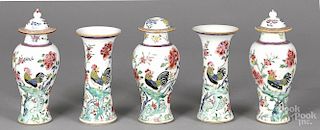 Chinese Qianlong period five-piece famille rose garniture decorated with roosters and peonies