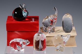 (6) ANIMAL FORM PAPERWEIGHTS