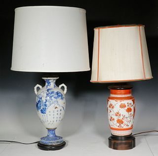 (2) UNMATCHED JAPANESE PORCELAIN TABLE LAMPS