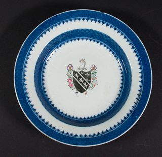 CHINESE EXPORT ARMORIAL BOWL