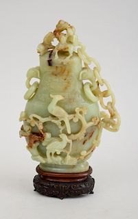 CHINESE CARVED VEINED PALE GREEN JADE VASE AND CHAINED COVER