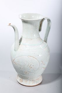 Chinese Monochrome Crackle Glazed Ceramic Ewer