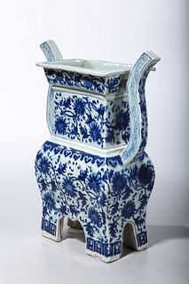 Chinese Blue and White Porcelain Footed Censer