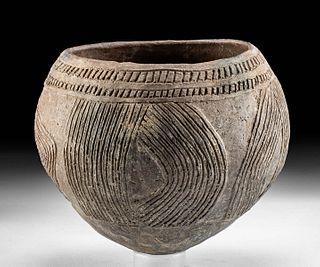 19th C. Papua New Guinea Incised Pottery Bowl