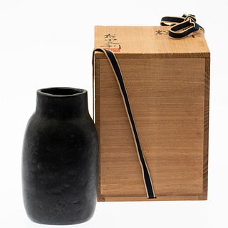 Daiyu Nishi (Japanese, 1923-2013) Bronze Vase