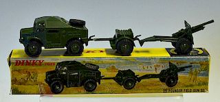 Dinky Toys 25 Pounder Field Gun Set No.697  to include Artillery Tractor No.688, Trailer No.687 and