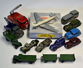 Dinky Toys Assorted Selection of Vehicles to include Flat Truck No.25c, Market Gardener's Wagon No.2