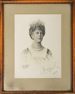 Royalty HM King George V and HM Queen Mary signed presentation portrait photographs both dated 1928