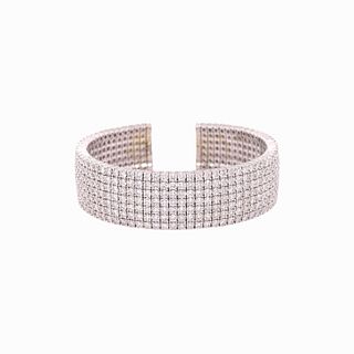 VCA Style 22.50ct Diamond Bangle Bracelet